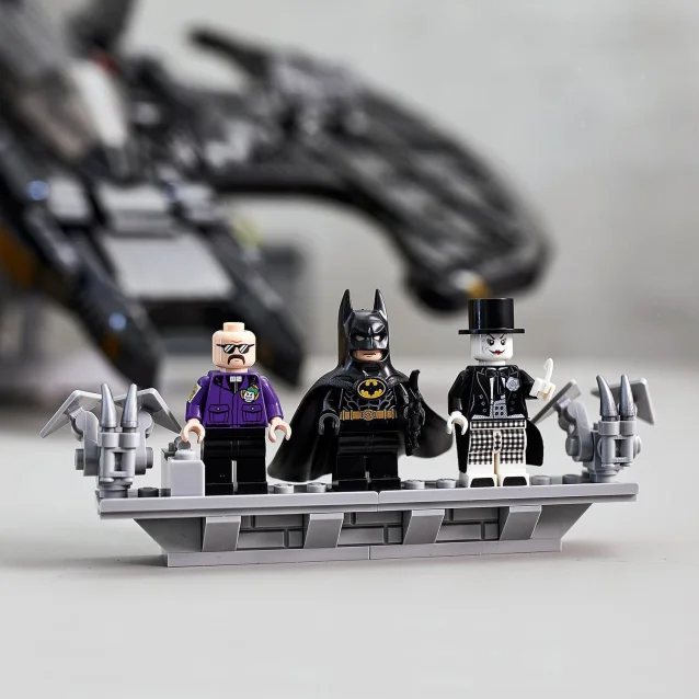 LEGO 76240 DC Batman Batmobile Tumbler, Modellismo Auto Da Costruire Per  Adulti, Idea Regalo in Vendita Online