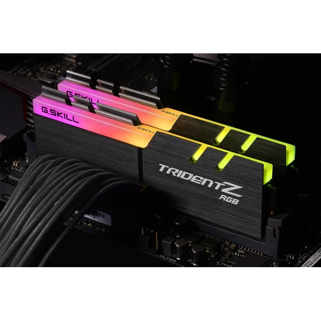 G.Skill Trident Z RGB F4-3200C16D-16GTZRX memoria 16 GB 2 x 8 DDR4 3200 MHz [F4-3200C16D-16GTZRX]