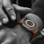 Smartwatch Apple Watch Ultra GPS + Cellular, 49mm Cassa in Titanio con Cinturino Trail Loop Giallo/Beige - M/L [MQFU3TY/A]