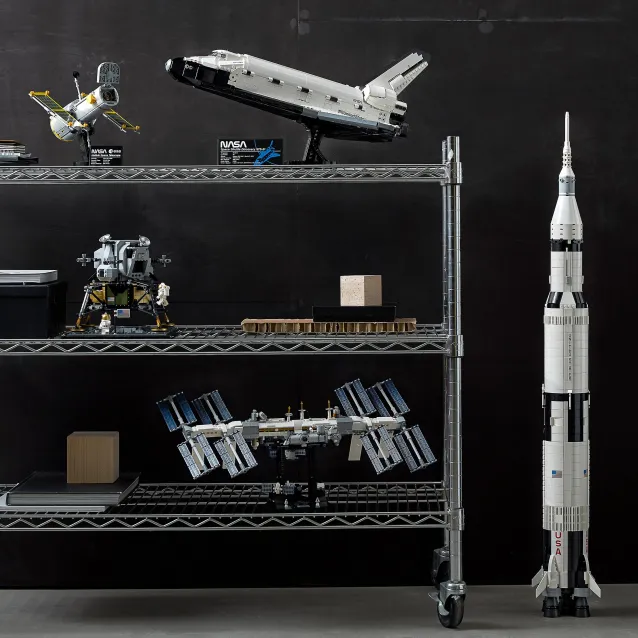 LEGO Creator Expert NASA Space Shuttle Discovery [10283]