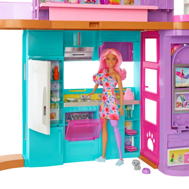Barbie Casa di Malibu (106 cm) playset casa delle bambole con 2 piani, 6 stanze, ascensore altalena e più 30 pezzi, Giocattolo per Bambini 3+ Anni