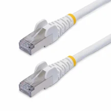 StarTech.com Cavo Ethernet CAT8 bianco da 15m, RJ45 Snagless, 25G/40G, 2000MHz, 100W PoE++, S/FTP, cavo lan in rame puro 26AWG, LSZH, patch di rete schermato con rilievi trazione, testato individualmente (CAT8 ETHERNET CABLE WHITE - 25G/40G S/FTP [NLWH-15M-CAT8-PATCH]